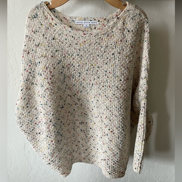 HYFVE| Women’s Super Soft Cream Speckled Crewneck Sweater, Size Small••• - Picture 8 of 14